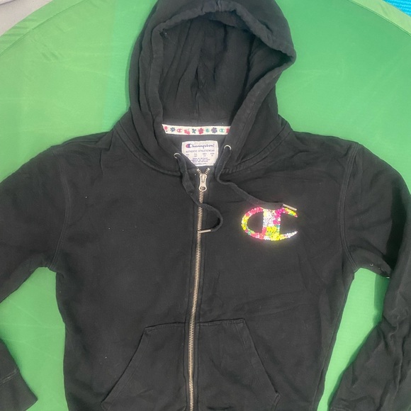 Outfit - Picture 5 of 10